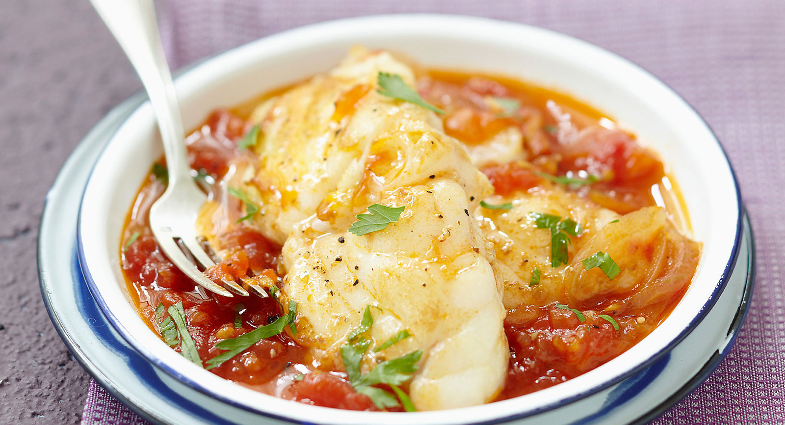 Lotte Au Lait De Coco Et Safran 50 recettes délicieuses pour sublimer la lotte - Cuisine Actuelle