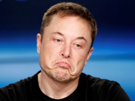 La justice américaine enquête sur les tweets d'Elon Musk qui évoquaient un projet de retrait de la cote de Tesla