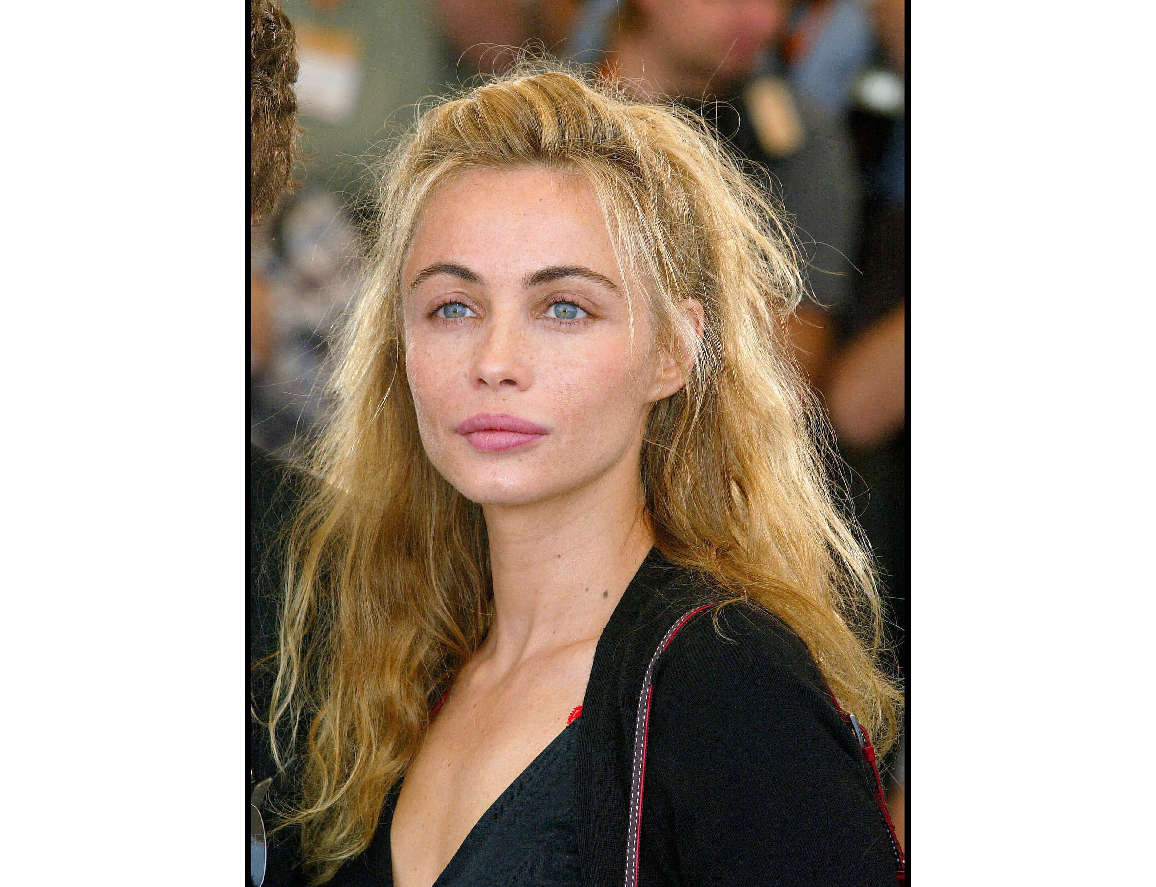 Emmanuelle beart jeune