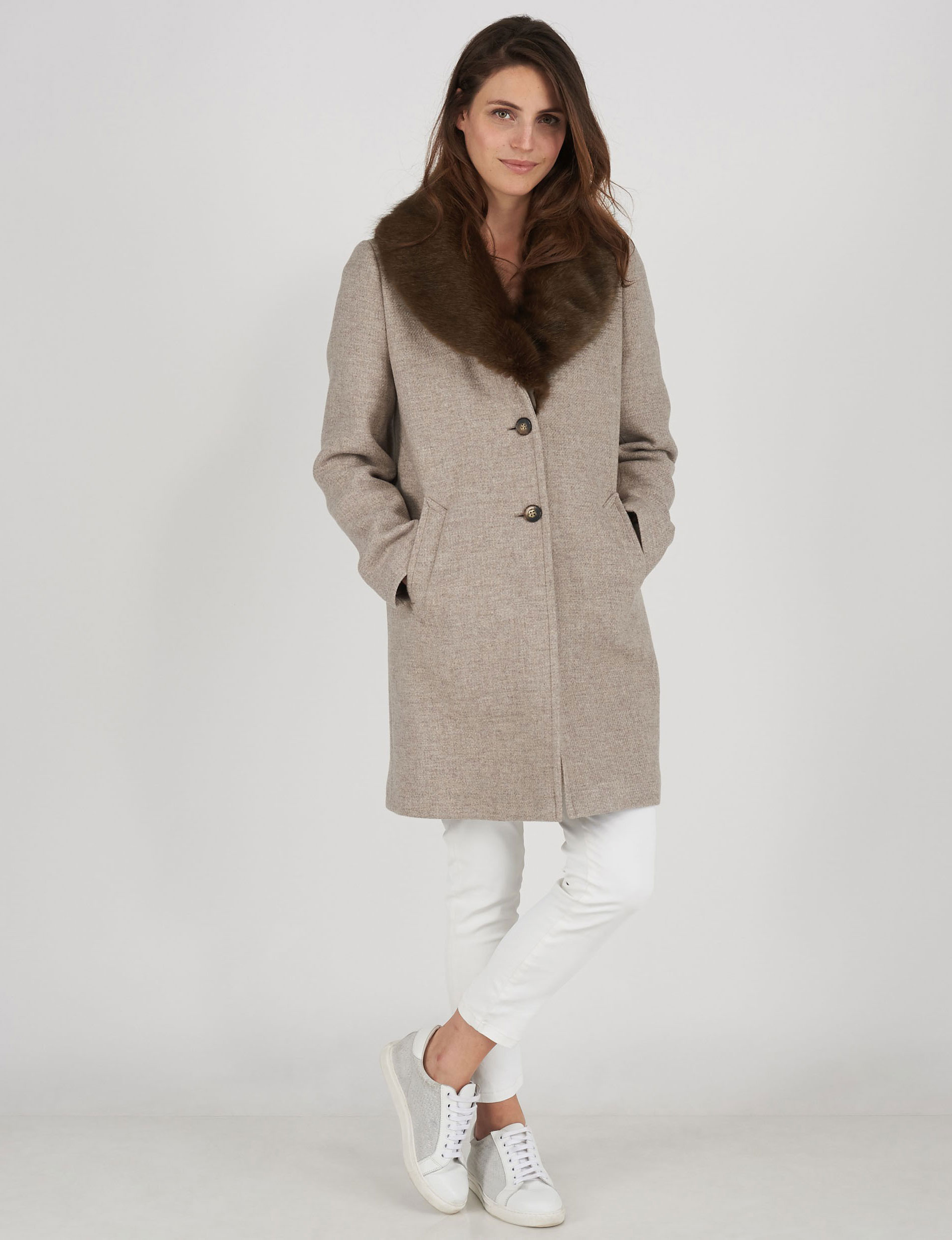 15 manteaux pour passer l'hiver au chaud Femme Actuelle 15 manteaux pour passer l'hiver au chaud Femme Actuelle