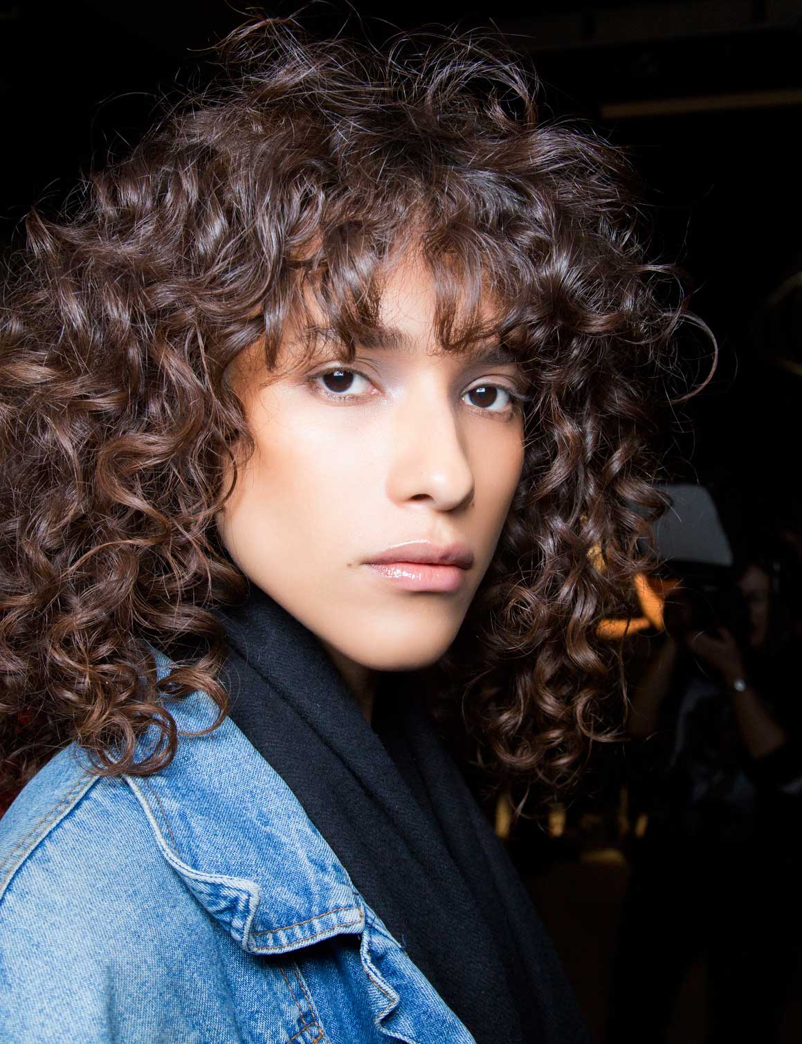 Frange Cheveux Bouclés Visage Rond Morpho coiffure : quelle frange pour mon visage ? - Femme Actuelle