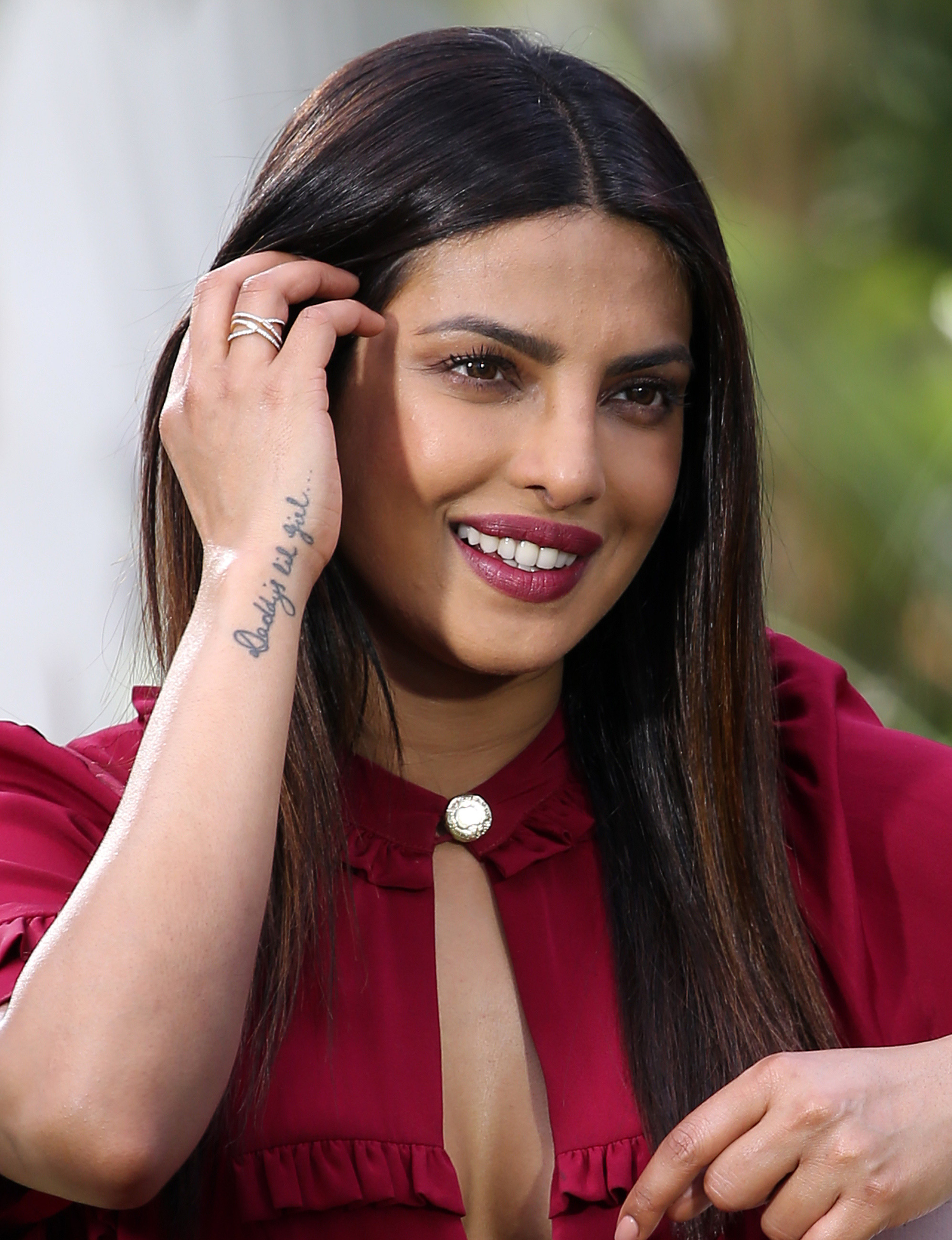 Discret Tatouage De Star Femme Tatouage au bras : les stars qui nous inspirent - Femme Actuelle