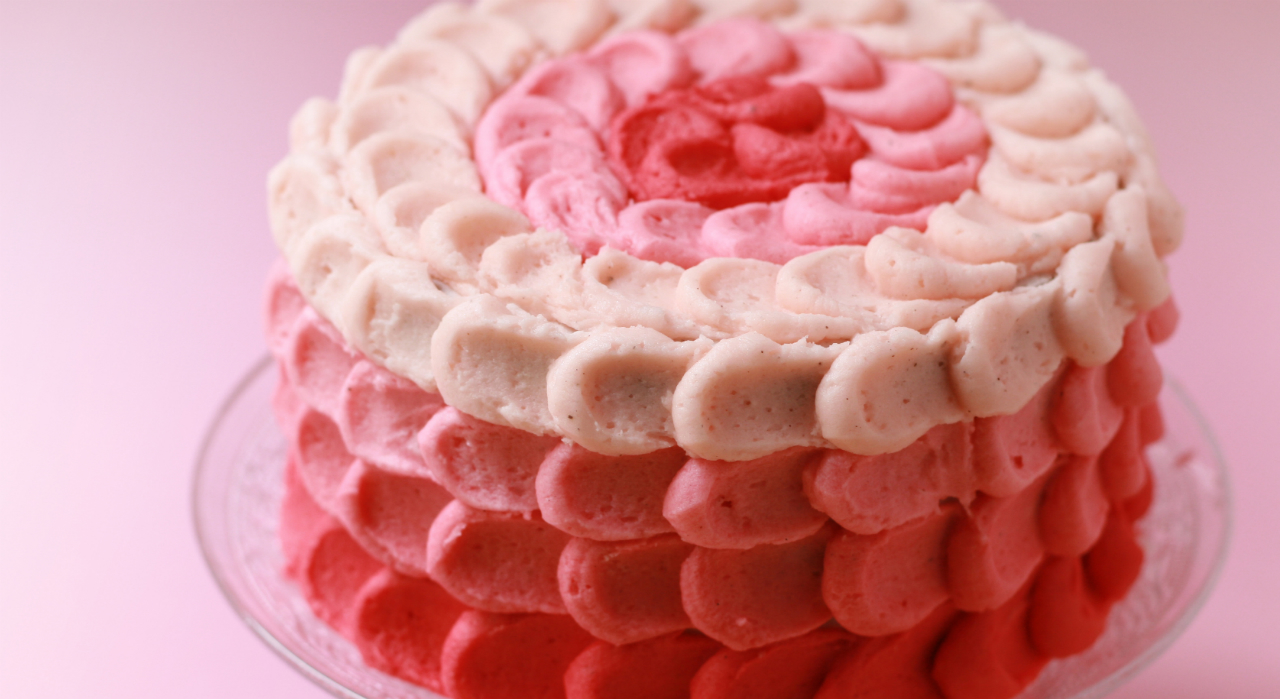Comment décorer un gâteau facilement ?