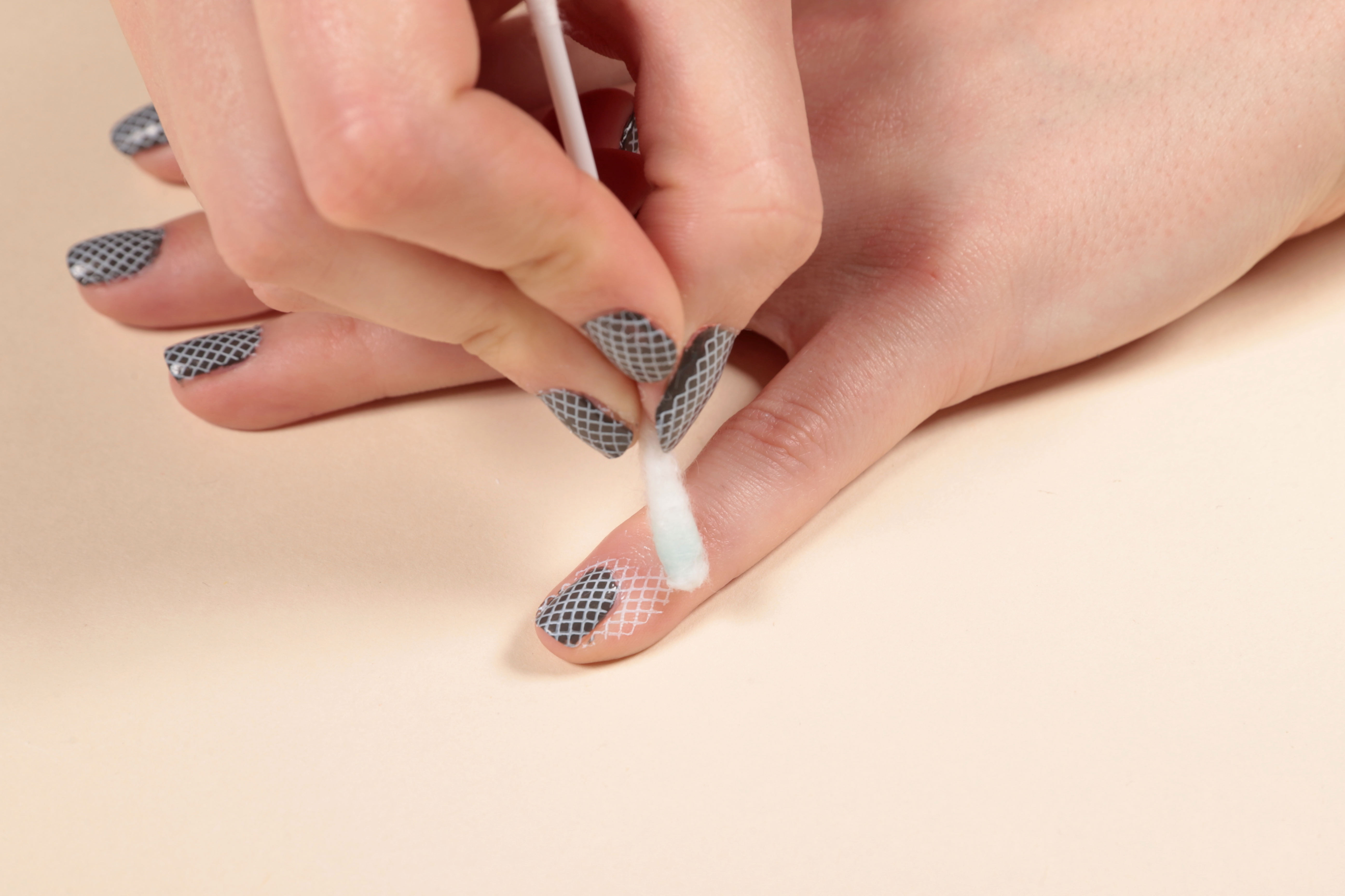 1. Nail Art Stamping with Powder: A Beginner's Guide - wide 5