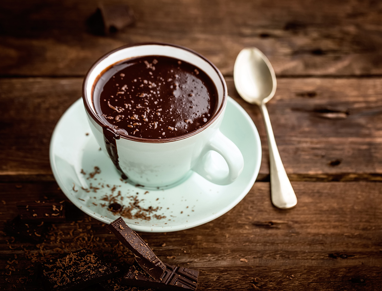 Chocolat chaud avec la PrimaDonna Soul, Pourquoi pas déguster un chocolat  chaud pour ce week-end ? Utilisez l'option lait chaud de la  𝐏𝐫𝐢𝐦𝐚𝐃𝐨𝐧𝐧𝐚 𝐒𝐨𝐮𝐥 pour vous préparer une boisson gourmande