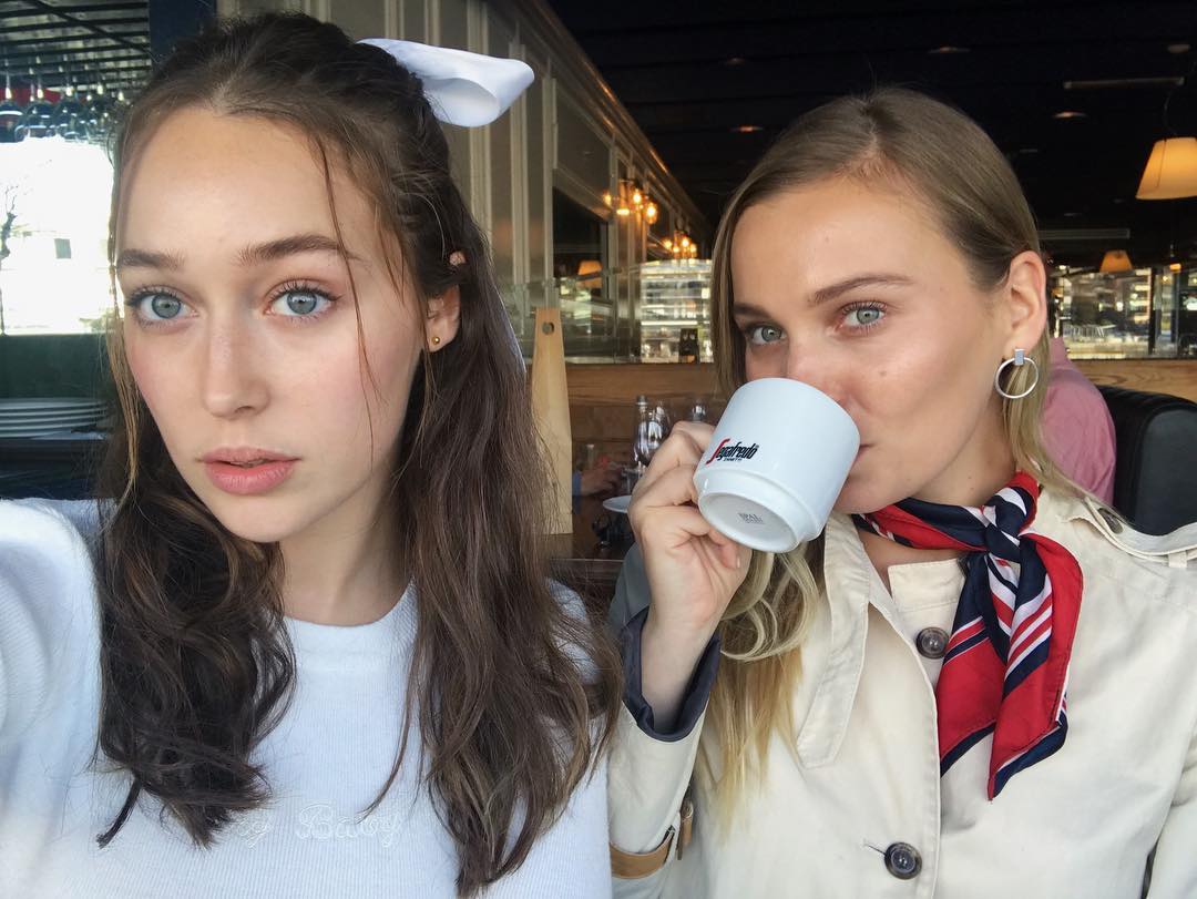 Alycia Debnam carey Et Sa Copine Qui est Alycia Debnam-Carey, Alicia dans Fear The Walking Dead ? - Télé  Loisirs