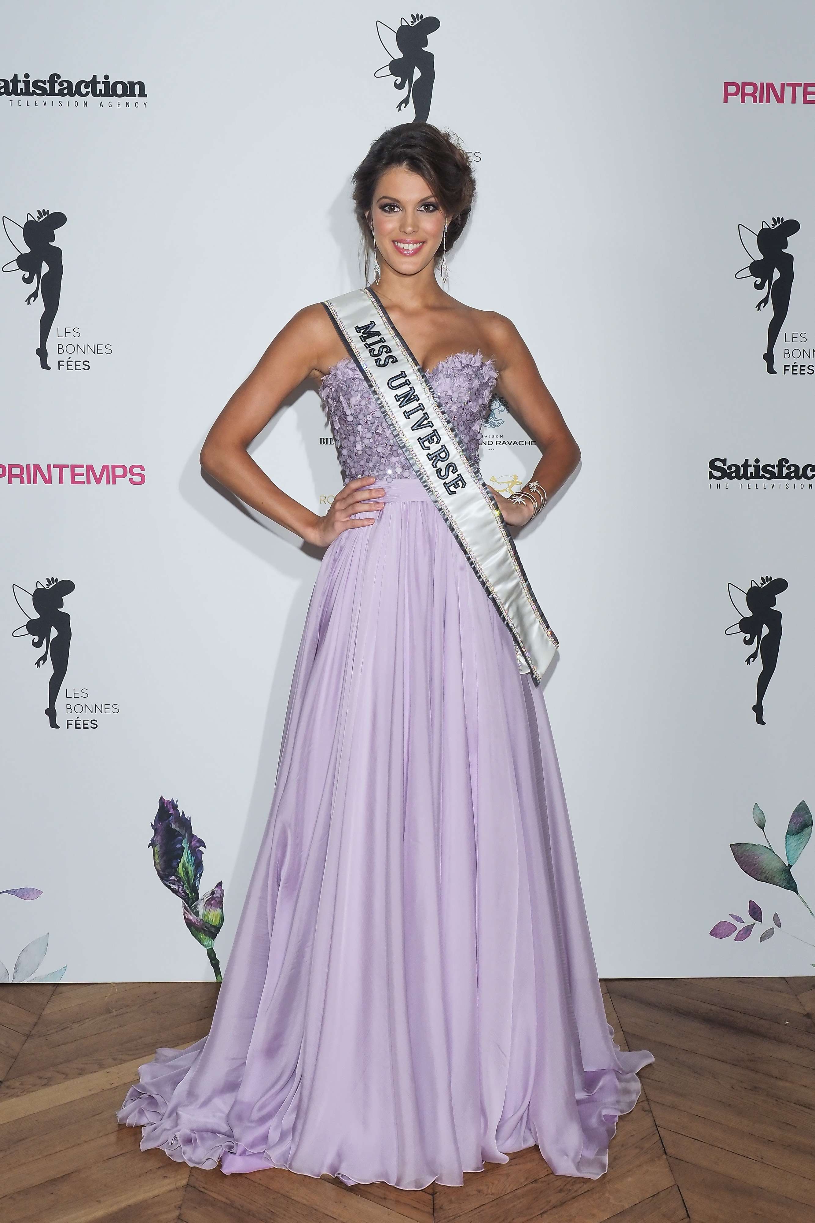 Miss Univers, les Miss France et Karine Ferri sublimes pour le gala des  Bonnes Fées - Télé Loisirs