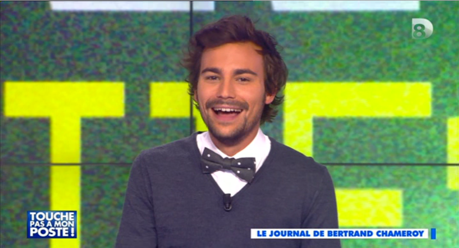 Chemise Cyril Hanouna Ce Soir Looks à la télé : Shy'm assortit son look à ses cheveux, la veste de Cyril  Hanouna - Télé Loisirs