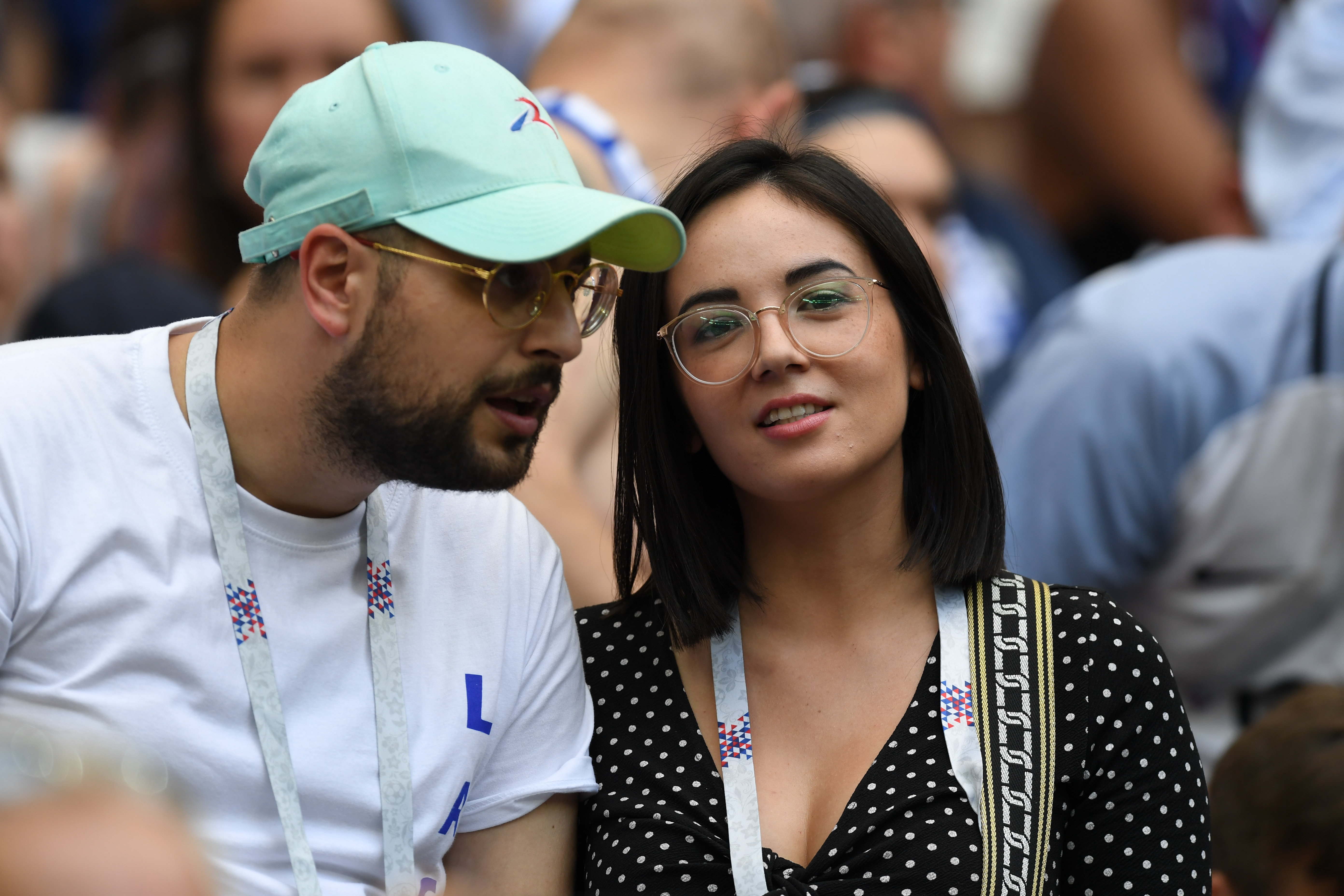 Coupe du monde : le faux Kim Jong Un, Agathe Auproux, Maradona... Les  people en tribunes ! - Télé Loisirs