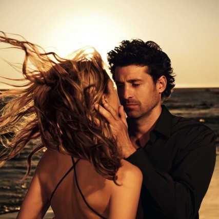 Un nouveau parfum signé Patrick Dempsey chez Avon