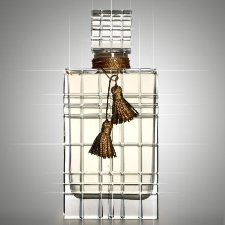 Burberry fête les 150 ans de la marque avec Burberry Brit Crystal