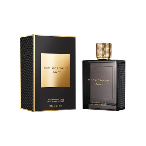 Cristiano Ronaldo se met au parfum