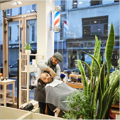 Un barbier s'invite à La Garçonnière