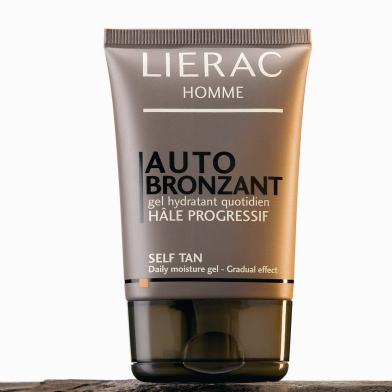 Un soin autobronzant progressif chez Lierac Homme