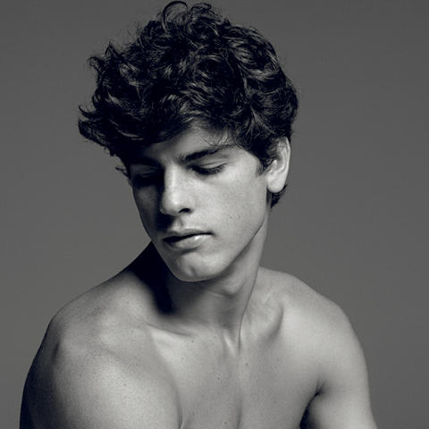 For him, le mystère masculin par Narciso Rodriguez
