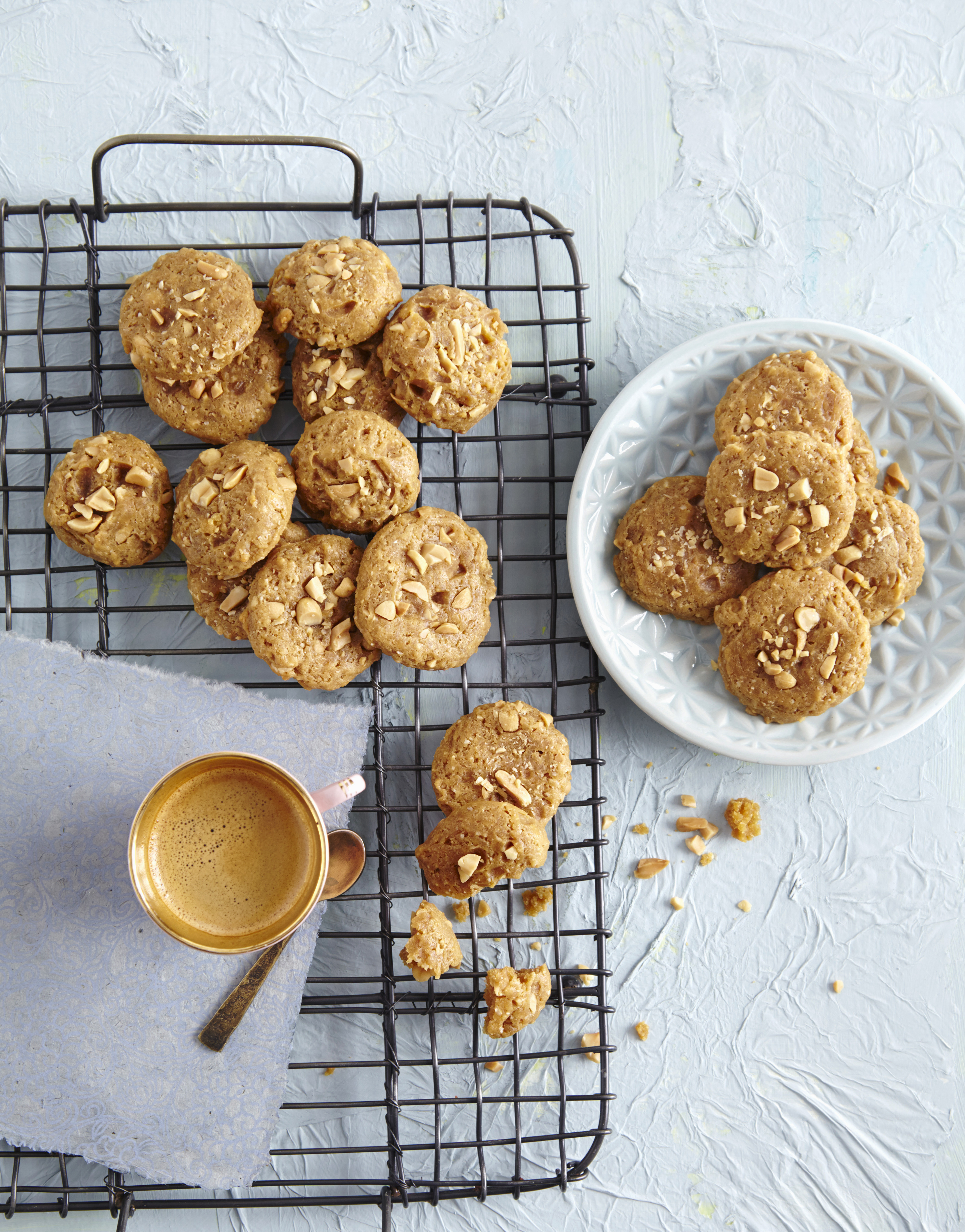 Barres de céréales avoine, banane, noisettes et chocolat - Recette par  Amandine Cooking