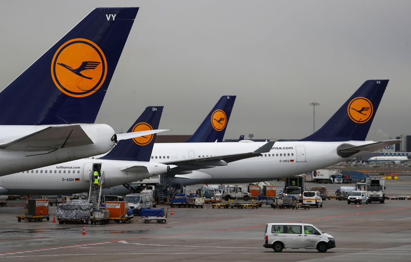 Lufthansa a discuté d'une prise de contrôle d'Alitalia, dit directoire