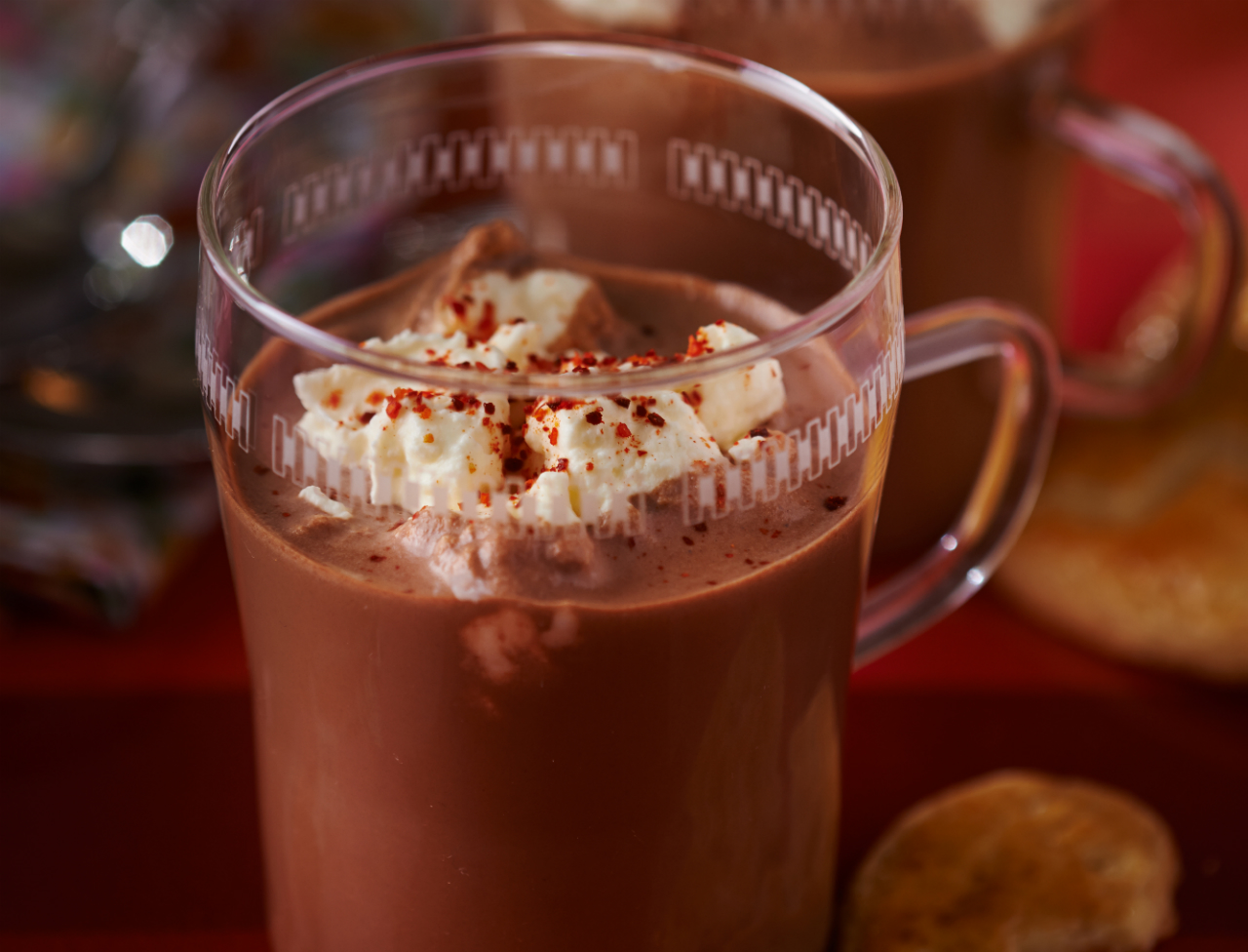 Chocolat chaud avec la PrimaDonna Soul, Pourquoi pas déguster un chocolat  chaud pour ce week-end ? Utilisez l'option lait chaud de la  𝐏𝐫𝐢𝐦𝐚𝐃𝐨𝐧𝐧𝐚 𝐒𝐨𝐮𝐥 pour vous préparer une boisson gourmande