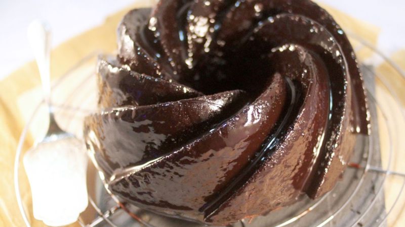 Gâteau Noisette Chocolat (Ganache Onctueuse) - Lilie Bakery