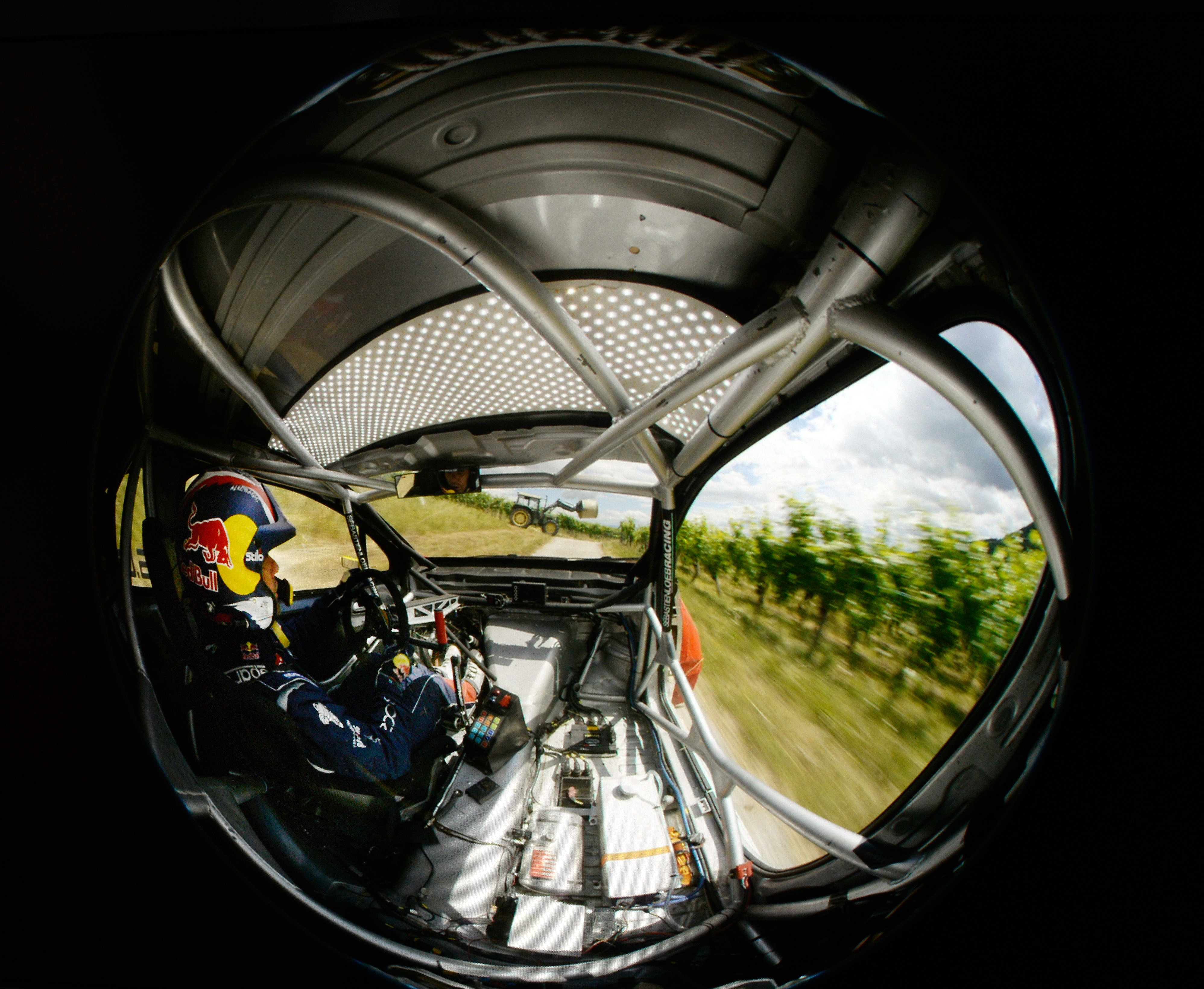 Sébastien Loeb Racing Xperience (pavillon 360°) · avril 2018 - Page 6 620c16f0-9a2b-498d-8a49-b92172504a71